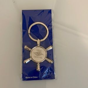 Disney Cruise Line DCL Ship Wheel Silver Keychain New in Package